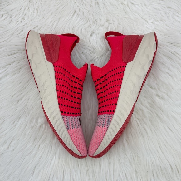 Mens Nike React Phantom Run Flyknit 2 Red Sneakers - Picture 4 of 7